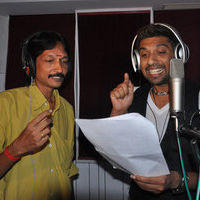 Malaysia Singer Anand sings for Oru Nadigaiyin Vakkumoolam | Picture 85898